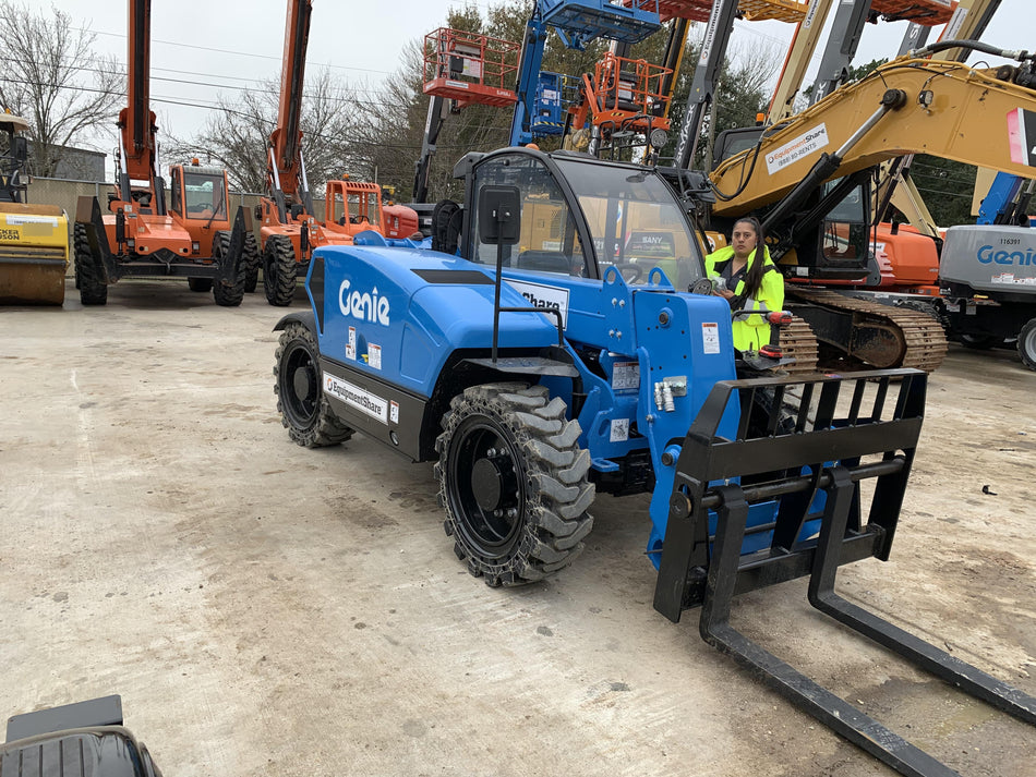 2022 GENIE GTH-5519
