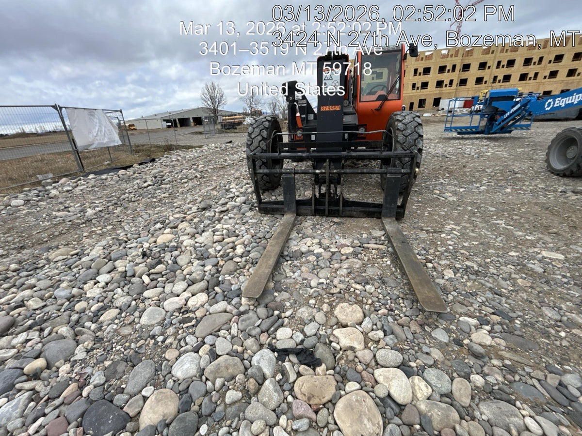 2023 SKYTRAK 8042
