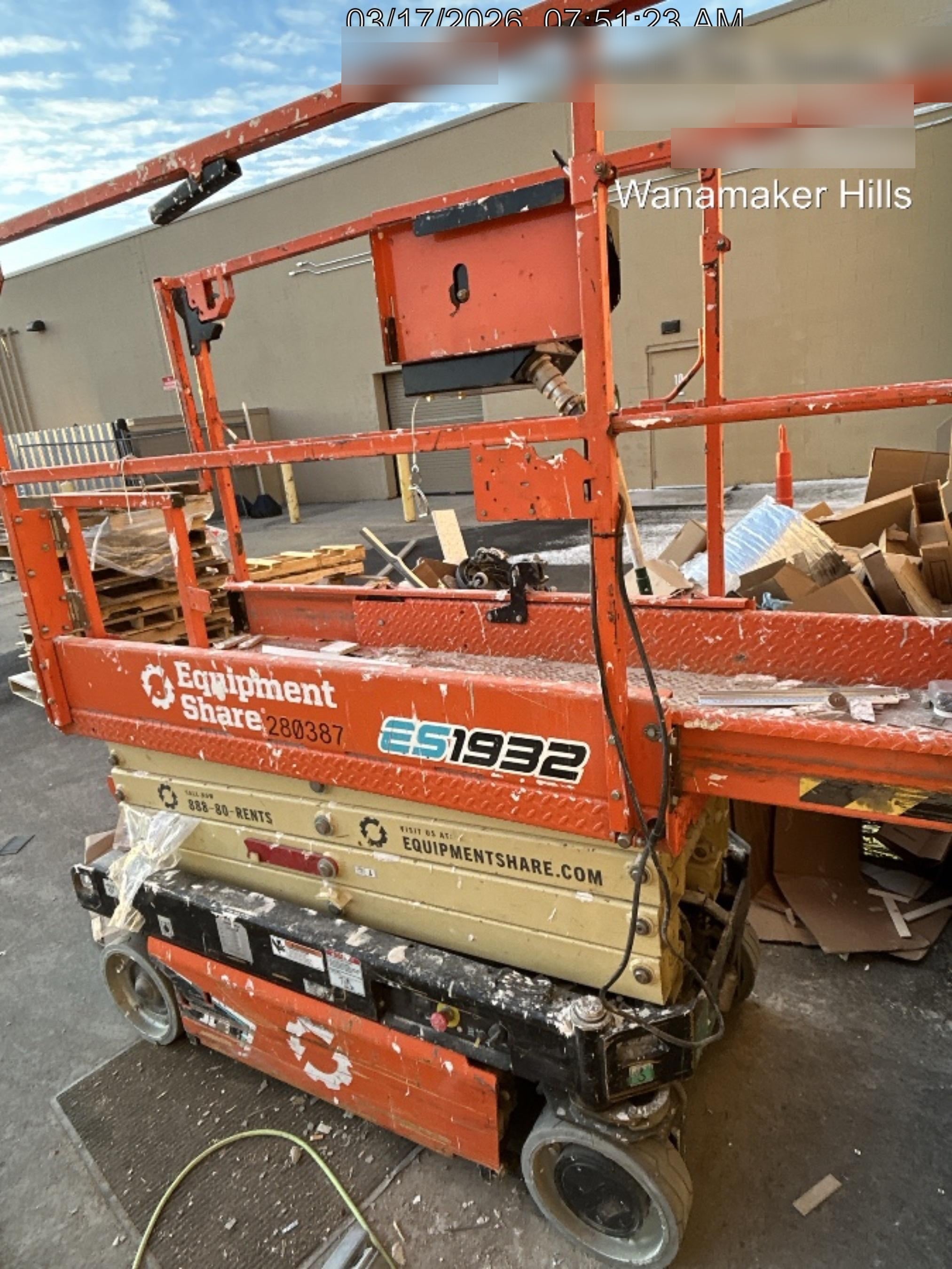 2022 JLG ES1932