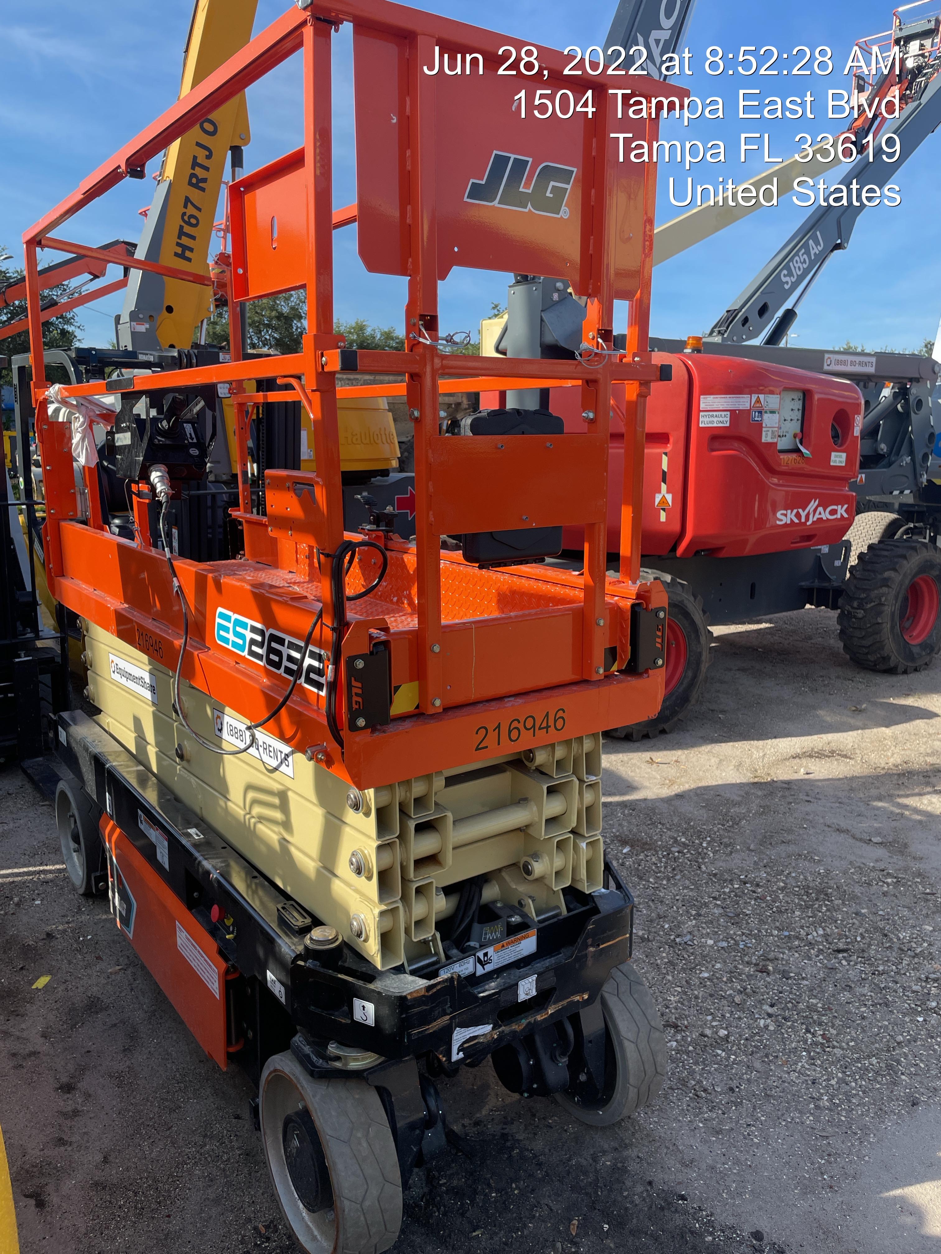 2022 JLG ES2632