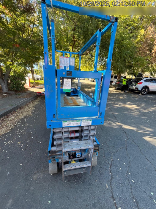 2020 Genie GS-1930 Solid Non Marking Tires, Beacon, Folding rails with half height swing gate, 800W Inverter