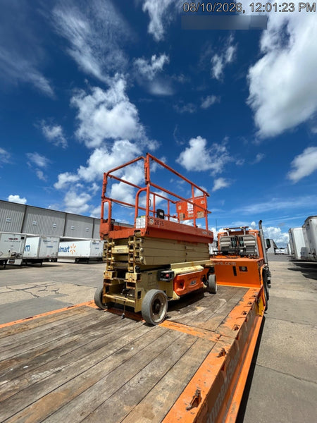 2016 JLG 3246ES