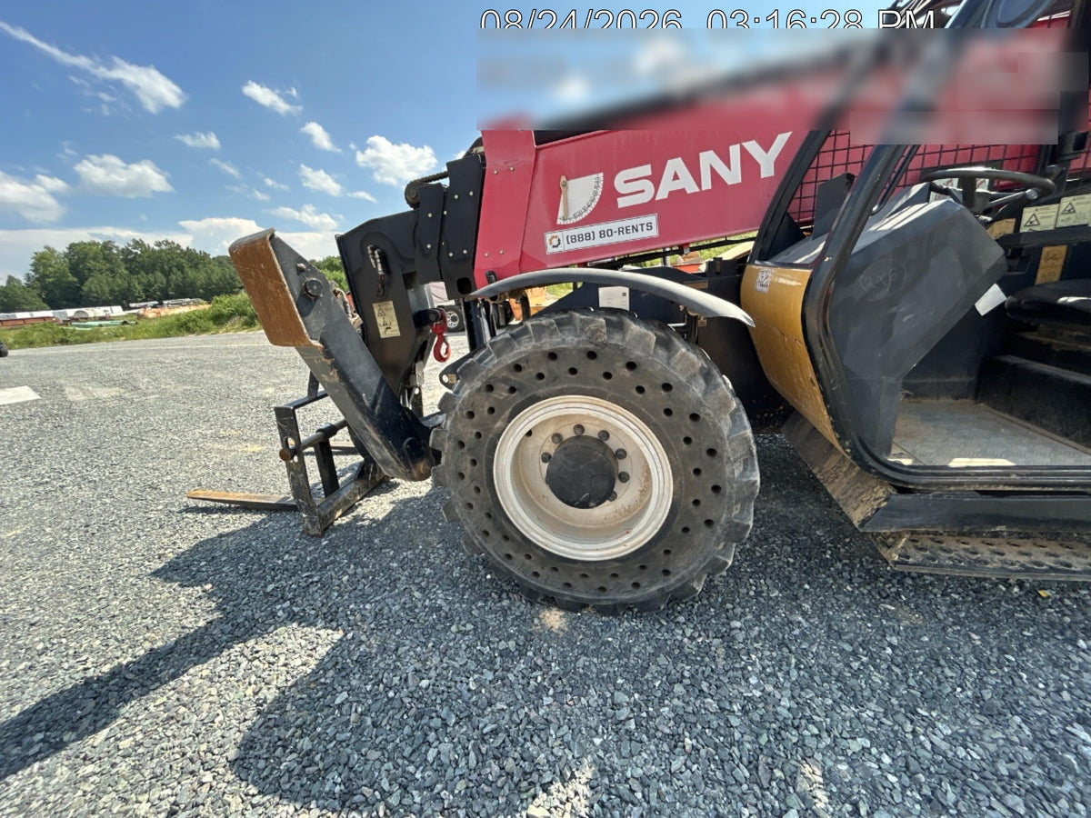 2020 SANY STH1056