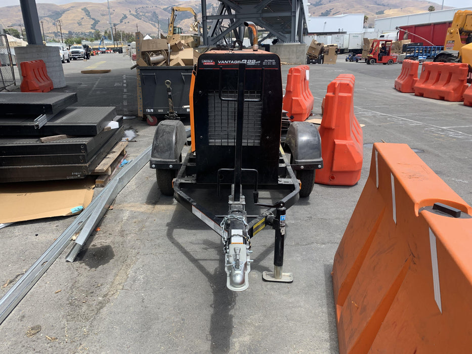 2021 Lincoln Electric Vantage 322 Vantage 322 Ready Pak 3 w/ Decals, ORANGE (includes trailer, cable rack, fender light kit) NO Telematics