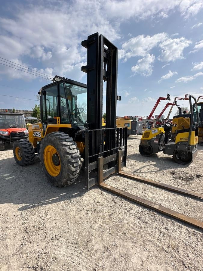 2023 JCB 940-4