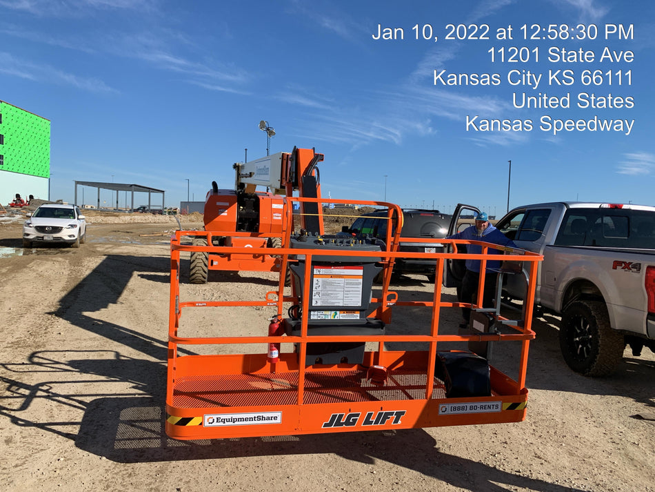 2021 JLG 860SJ