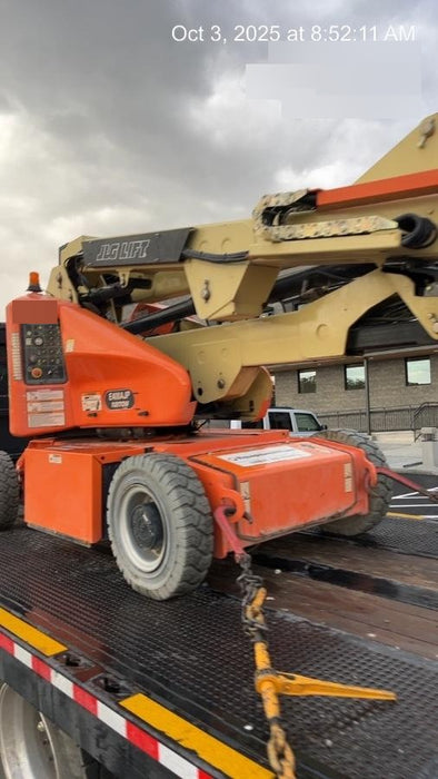 2019 JLG E400AJPN