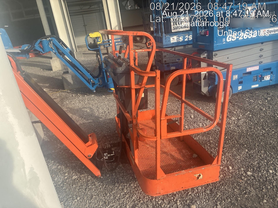 2019 JLG E450AJ