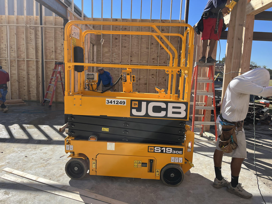 2023 JCB S1930E