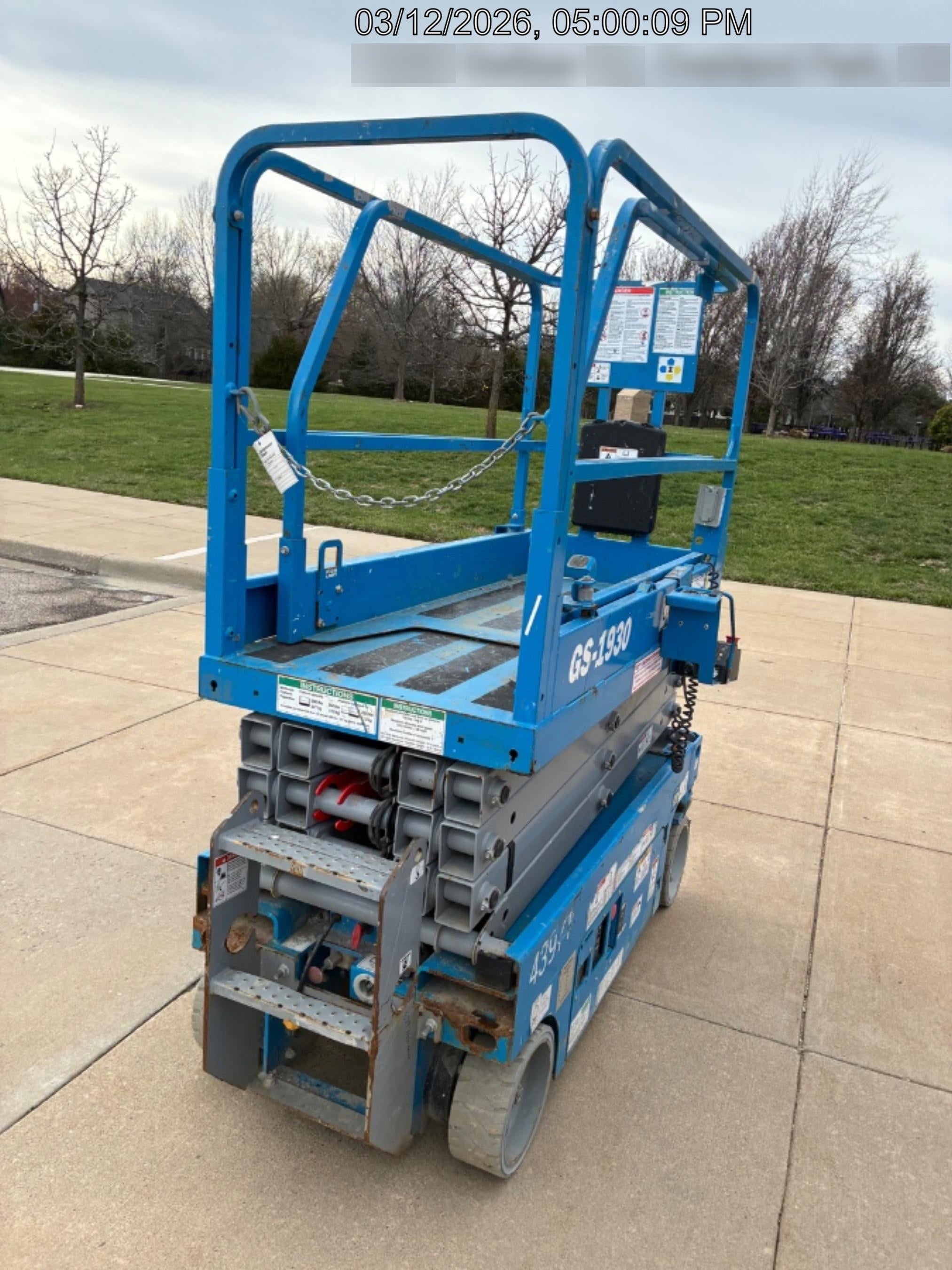 2019 Genie GS-1930 Fixed rails with chain Entry