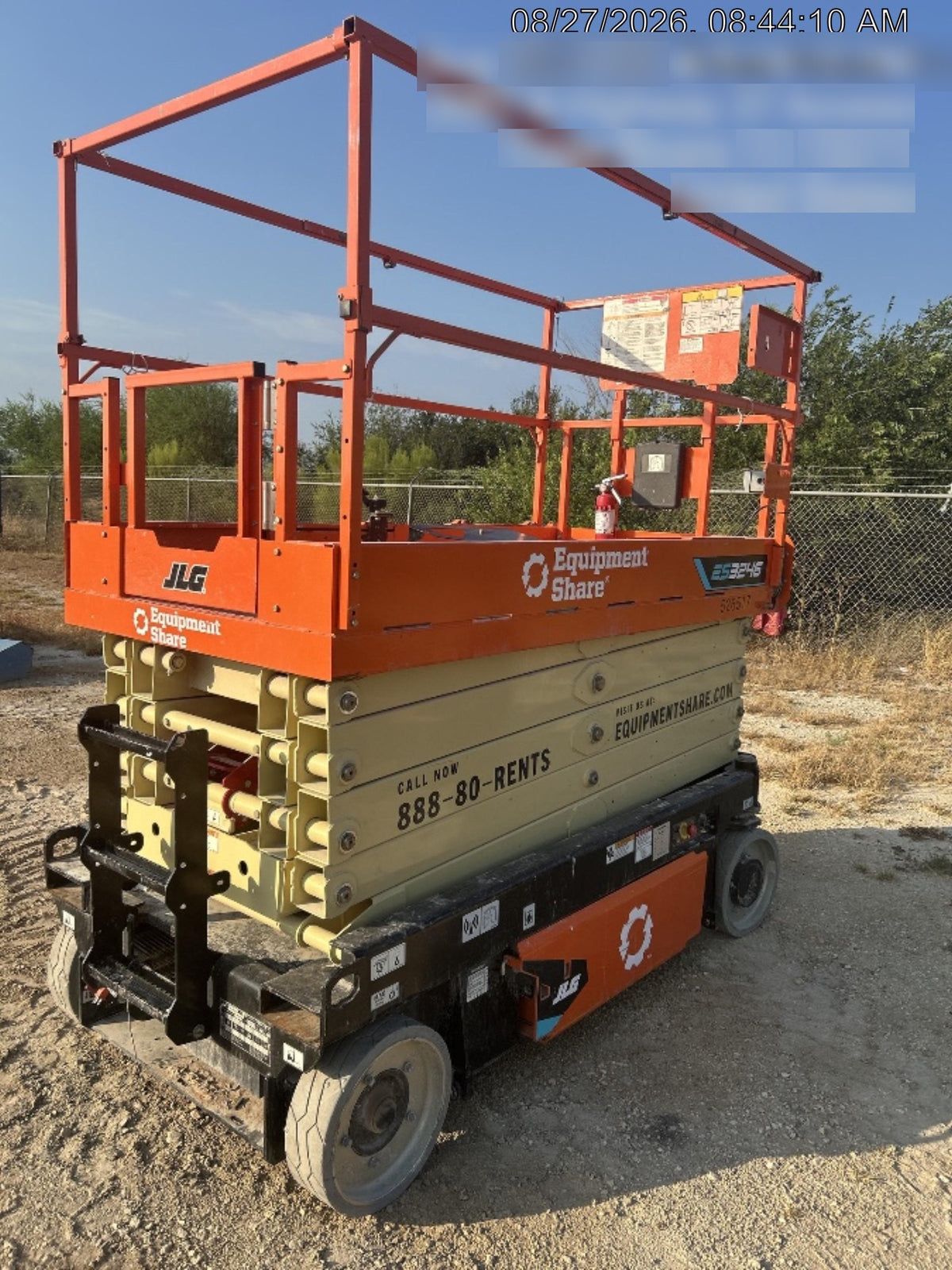 2025 JLG ES3246