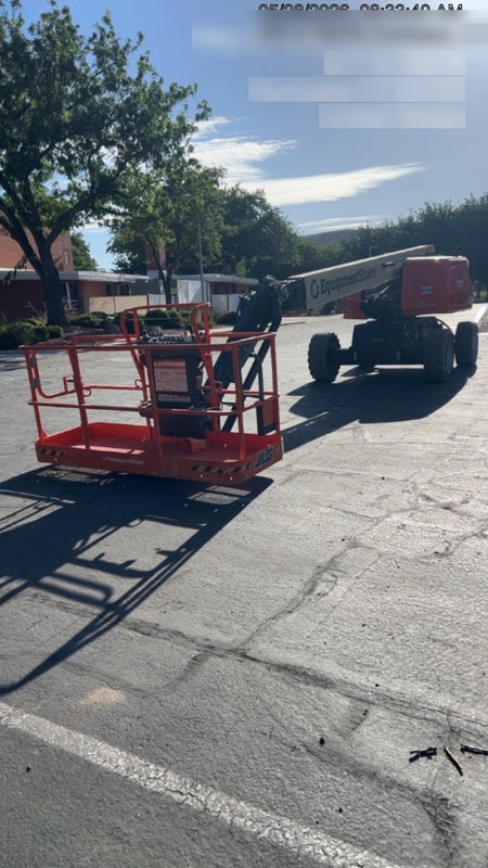2025 JLG 660SJ