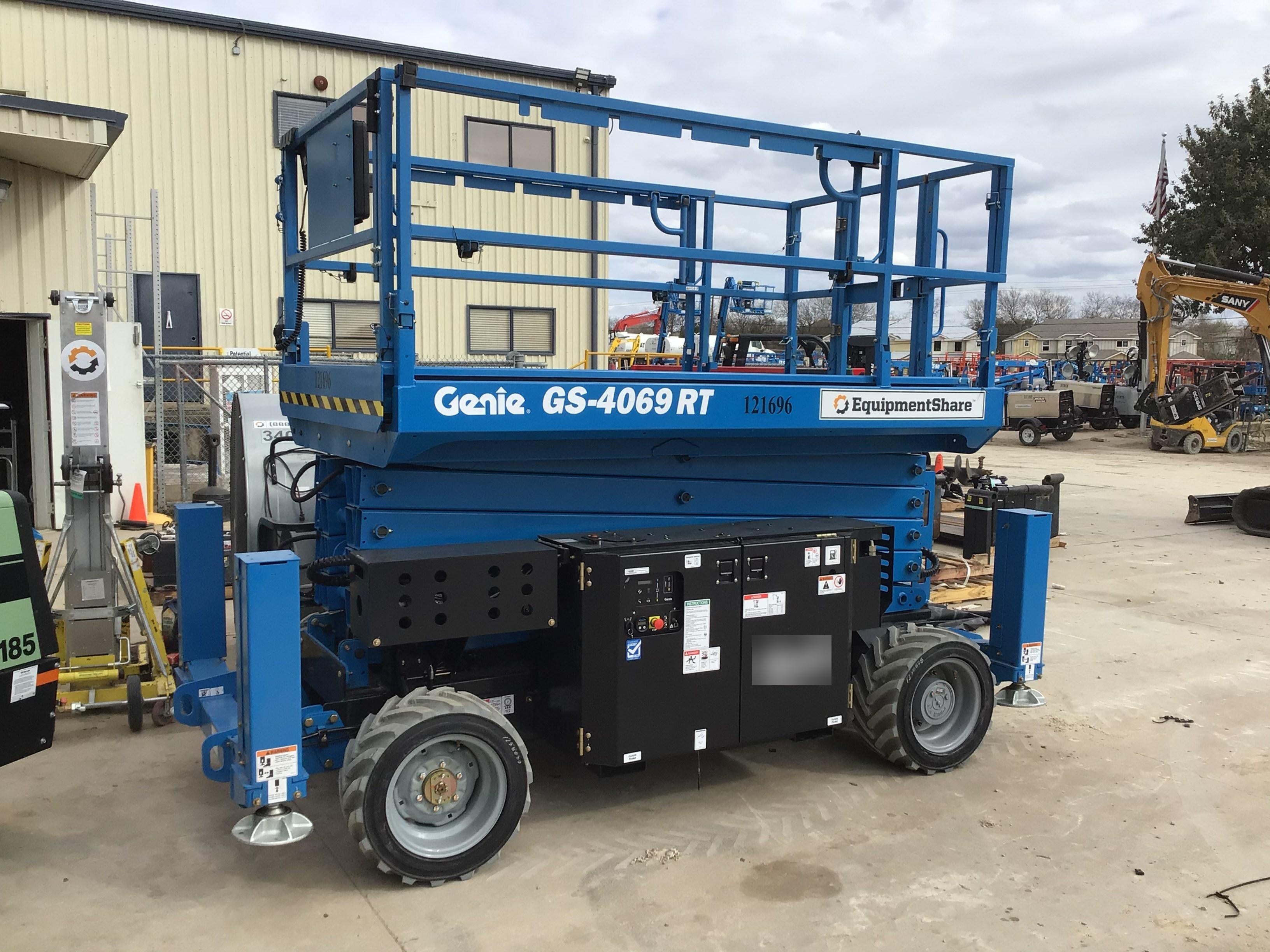2020 GENIE GS-4069 RT