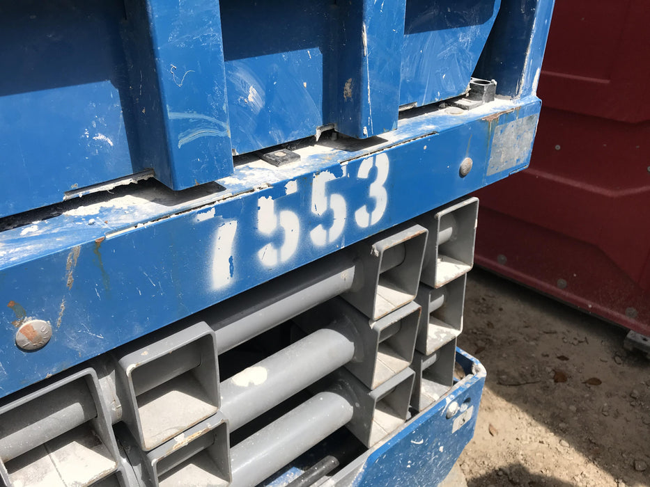 2017 Genie GS-1930 Genie GS-1930 Lift w/Fixed Rail and Chain Entry