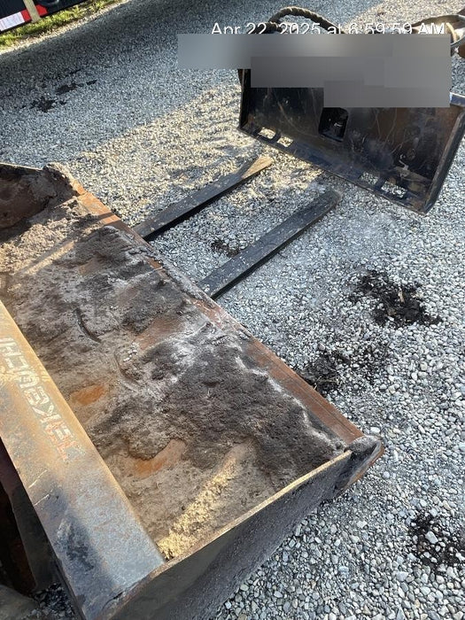 2020 BOBCAT 48" Pallet Forks - Bobcat