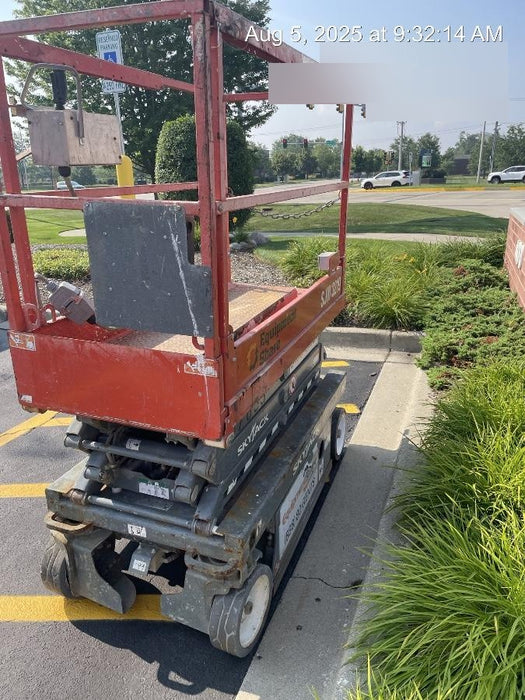 2018 Skyjack SJIII-3219 Skyjack SJIII3219 Scissor Lift w/Trojan Batteries