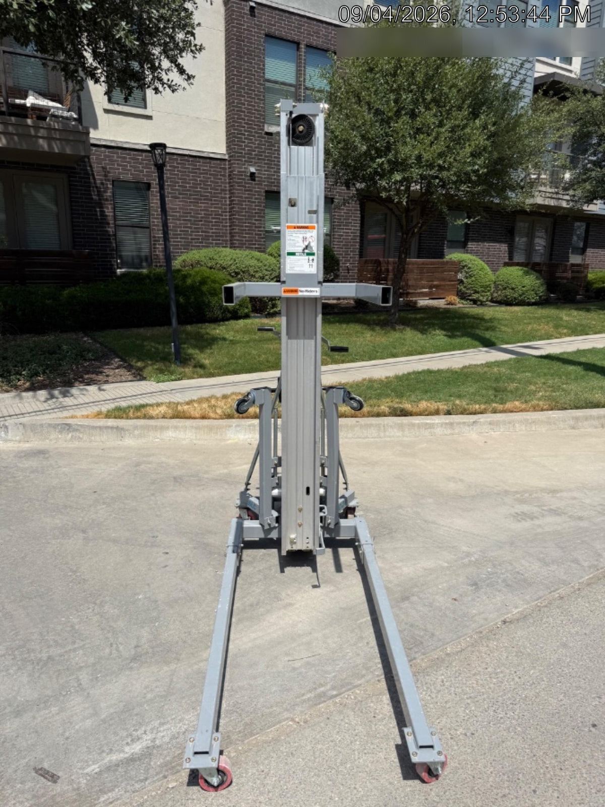 2025 GENIE SLC-24