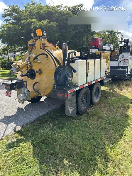 2022 VAC-TRON LP573XDT
