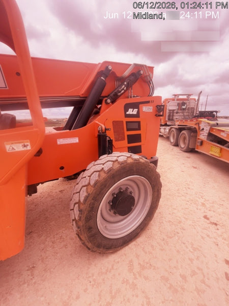 2021 SKYTRAK 8042