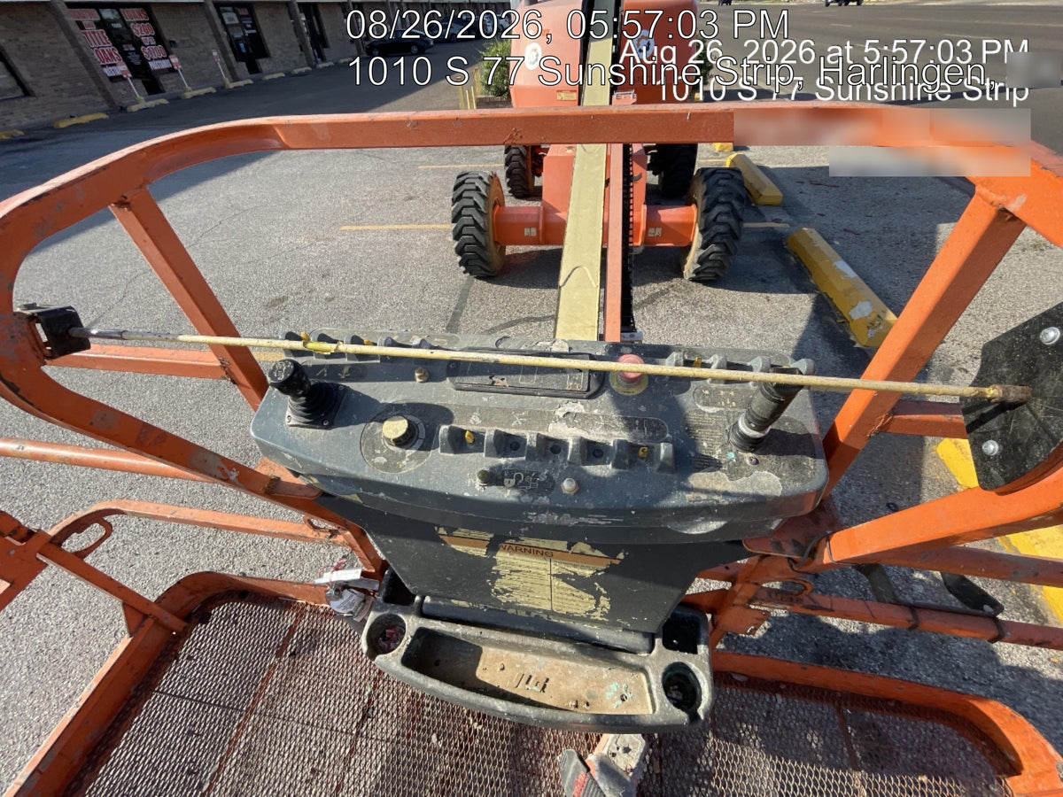 2021 JLG 400S
