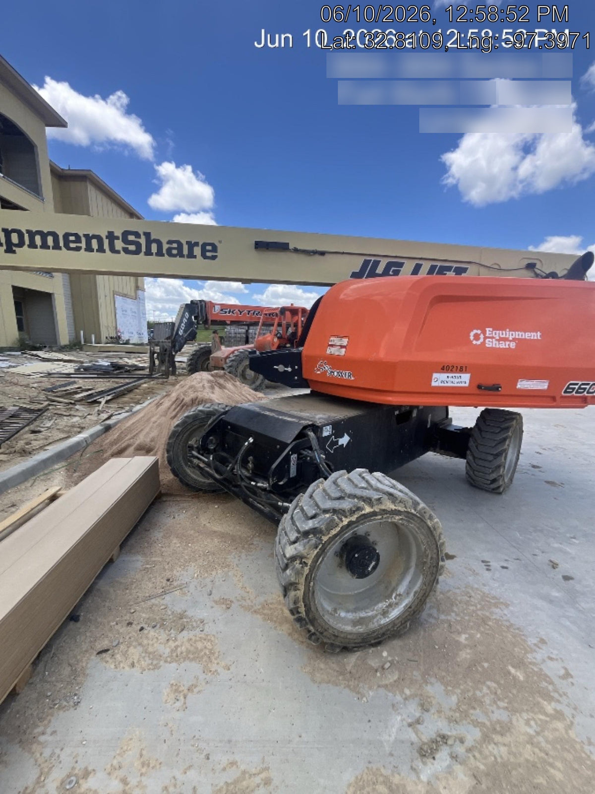 2024 JLG 660SJ