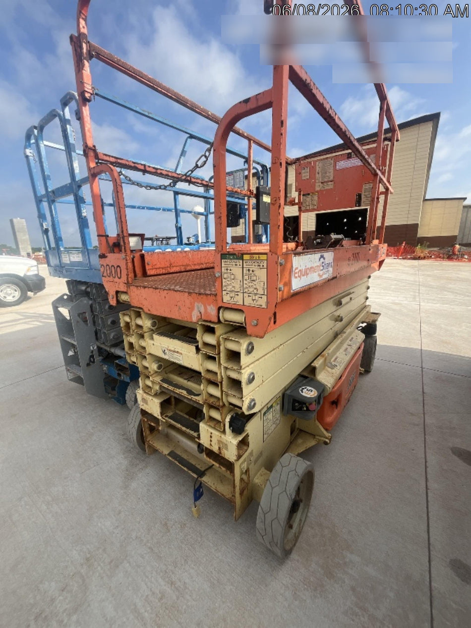 2016 JLG 3246ES