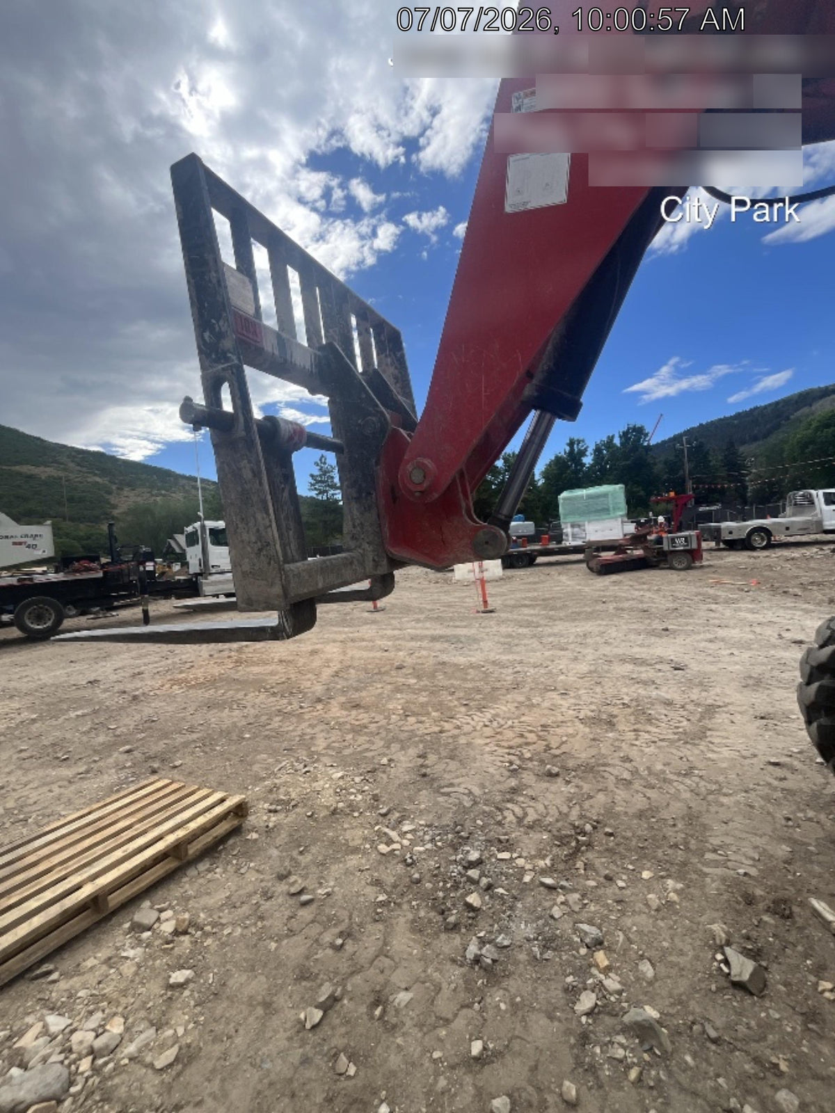 2020 Manitou MTA8044 Cab/Heat/Air, Solid Tires, Work Lights, Beacon, Aux Hydraulics, Back up Alarm, Lifting Eye, Mirrors, ES Keypad