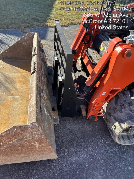 2025 ARROW MATERIAL HANDLING 48" Pallet Forks - Arrow