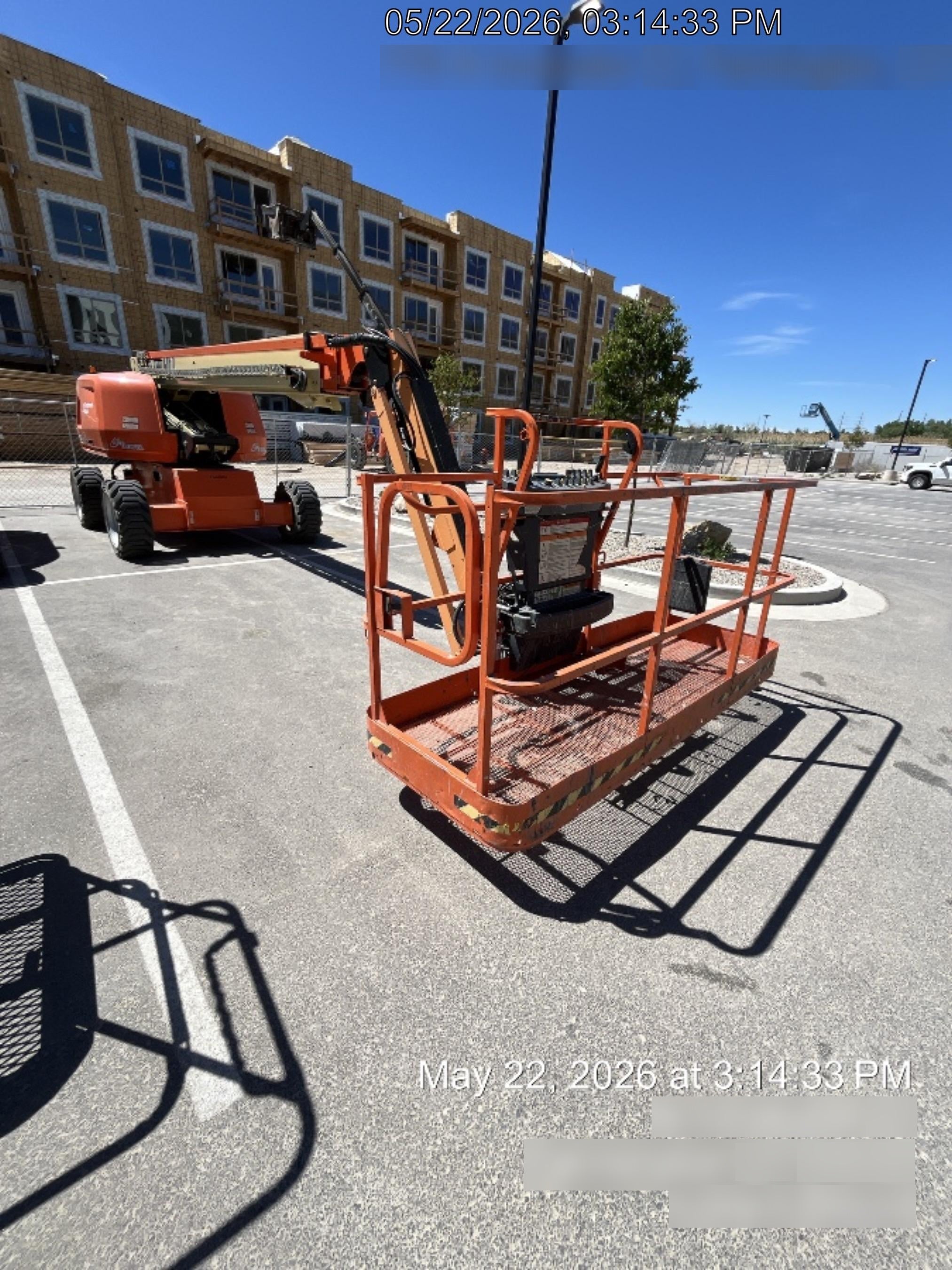 2022 JLG 660SJ