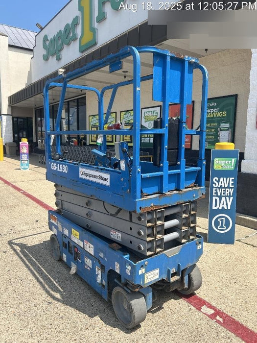 2019 Genie GS-1930 Fixed Rails with Chain Entry