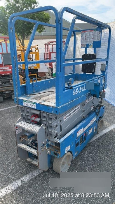 2019 Genie GS-1930 Fixed Rails with Chain Entry