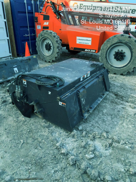 2021 PALADIN Sweepster SB72