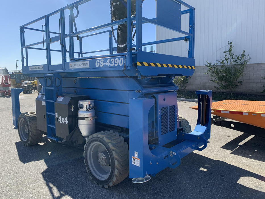2020 GENIE GS-4390 RT