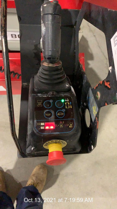 2020 MEC 1330SE Solid NM Tires, Steel Swing out Doors, LCS, Beacon, 900W Invertor