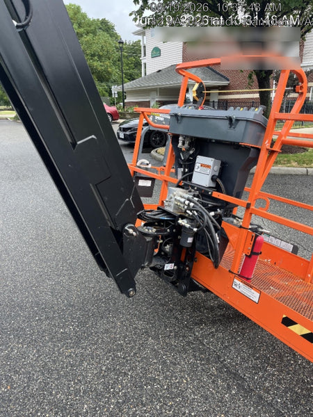 2025 JLG 660SJ