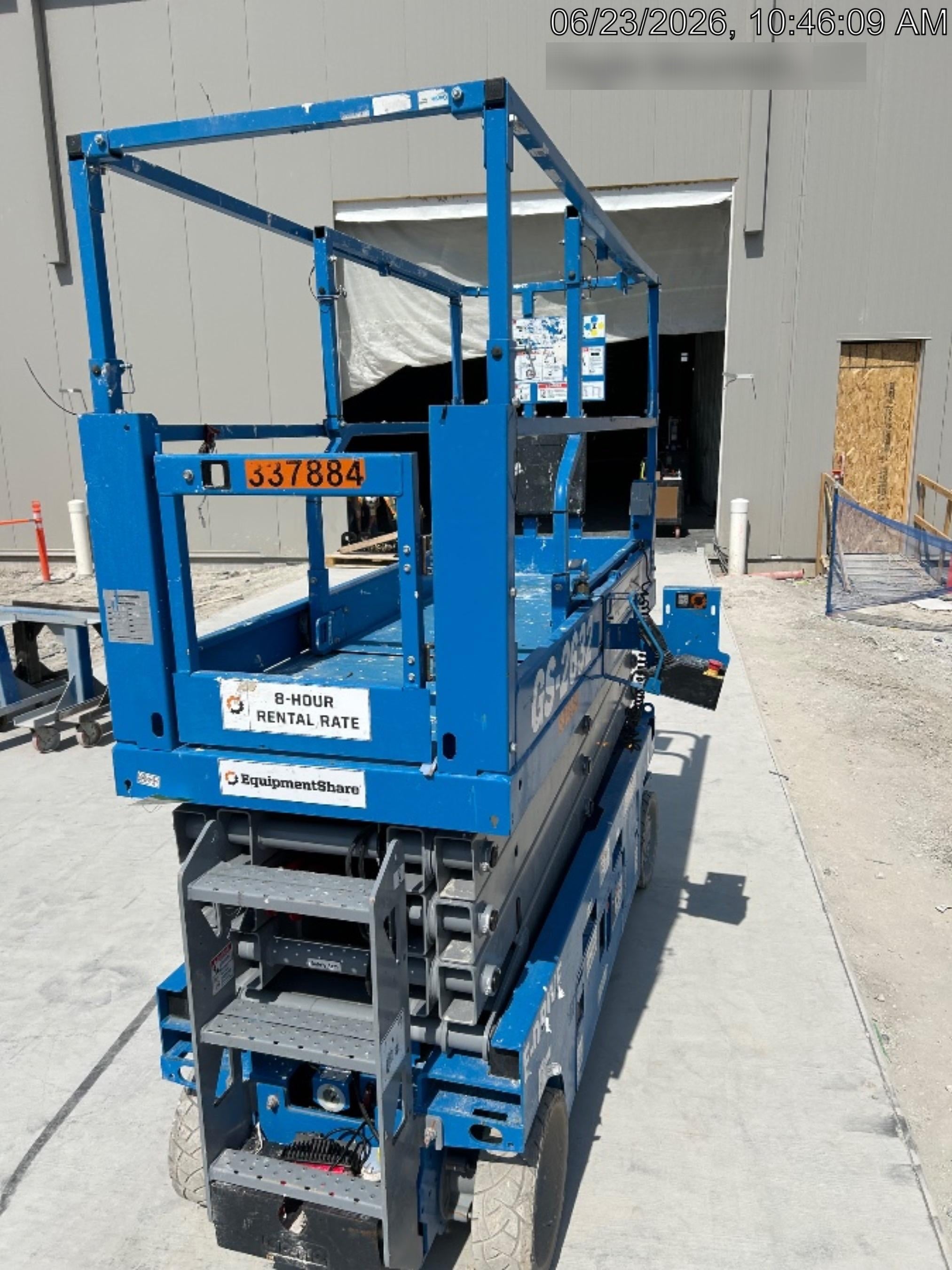 2023 GENIE GS-2632