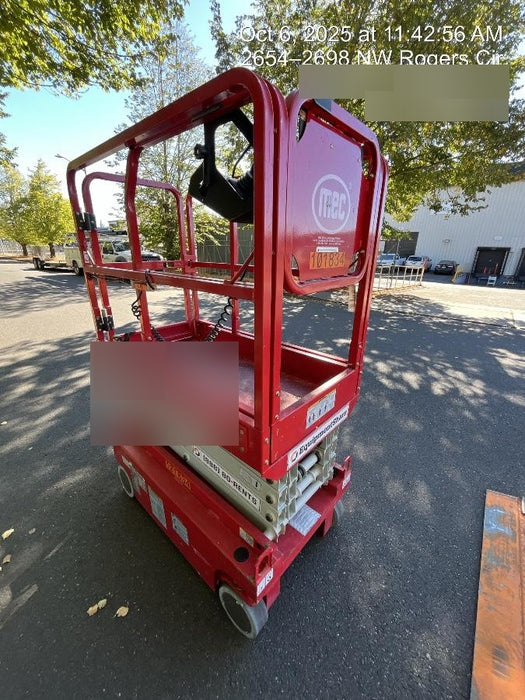 2020 MEC 1330SE Solid NM Tires, Steel Swing out Doors, LCS, Beacon, 900W Invertor