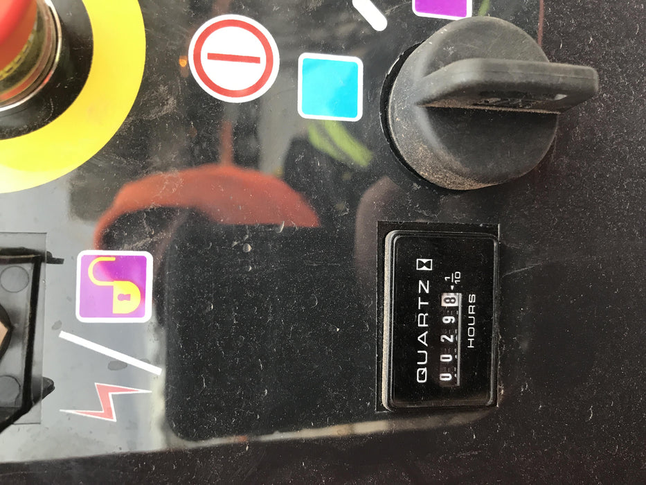 2019 JLG 800AJ Deutz Diesel Engine, FF Tires, Welder-Ready Package, Rotating Beacon