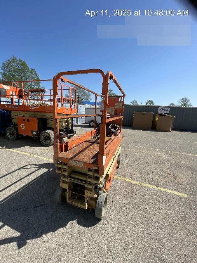 2016 JLG 1930ES