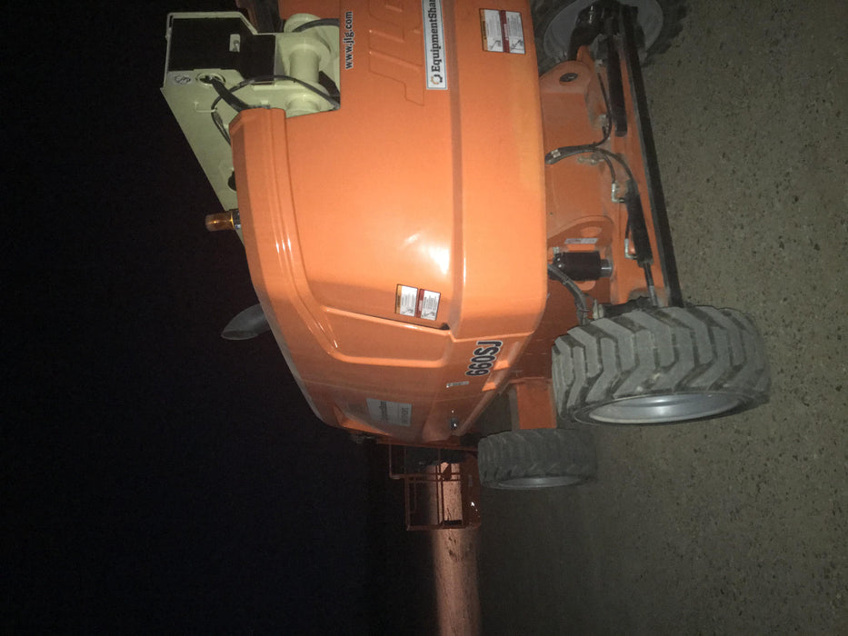 2019 JLG 660SJ