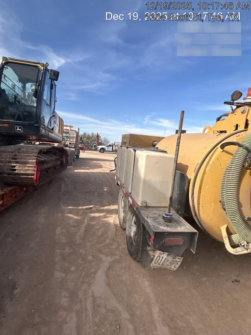 2022 Vac-Tron LP573XDT T4 Koehler Diesel Engine, 500 Gallon Debris Tank, x2 100 Gallon Water Tanks