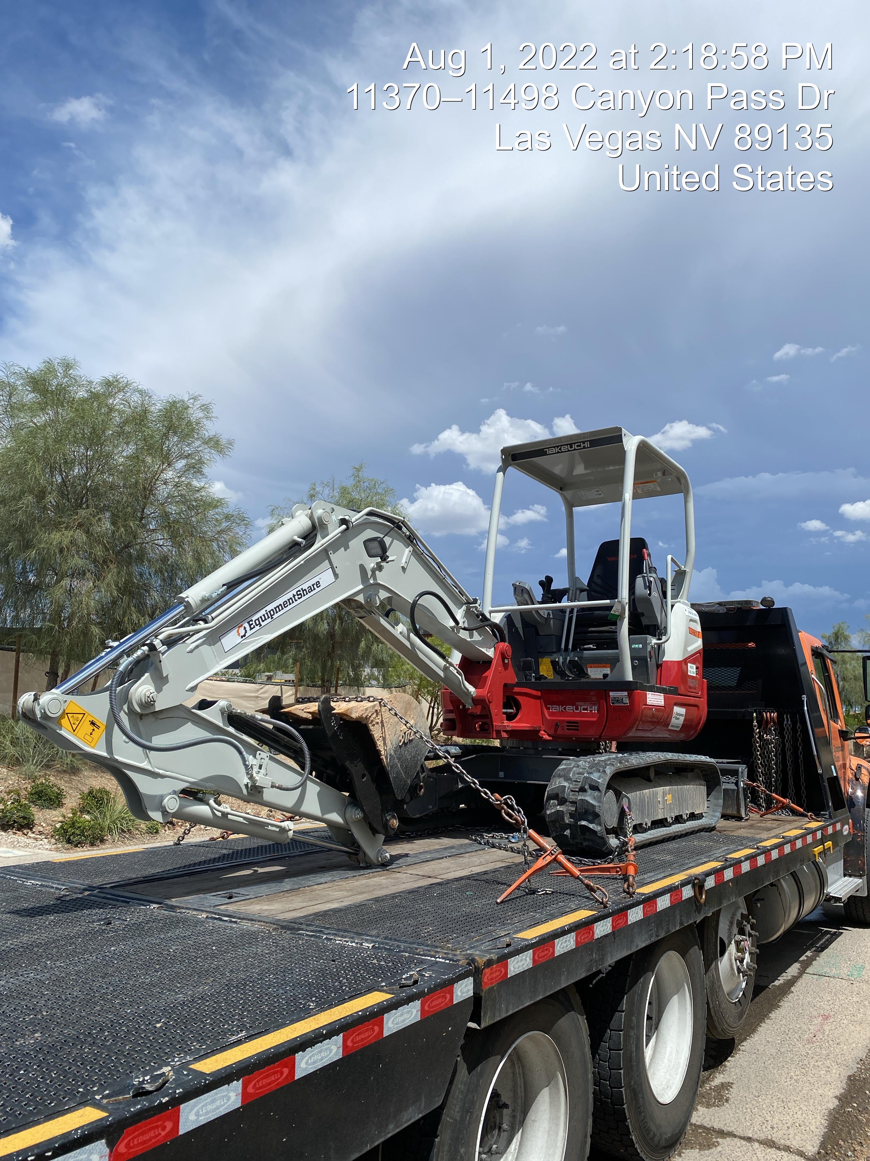 2022 TAKEUCHI TB235-2R