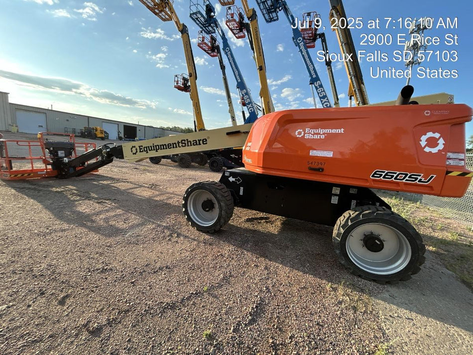 2025 JLG 660SJ