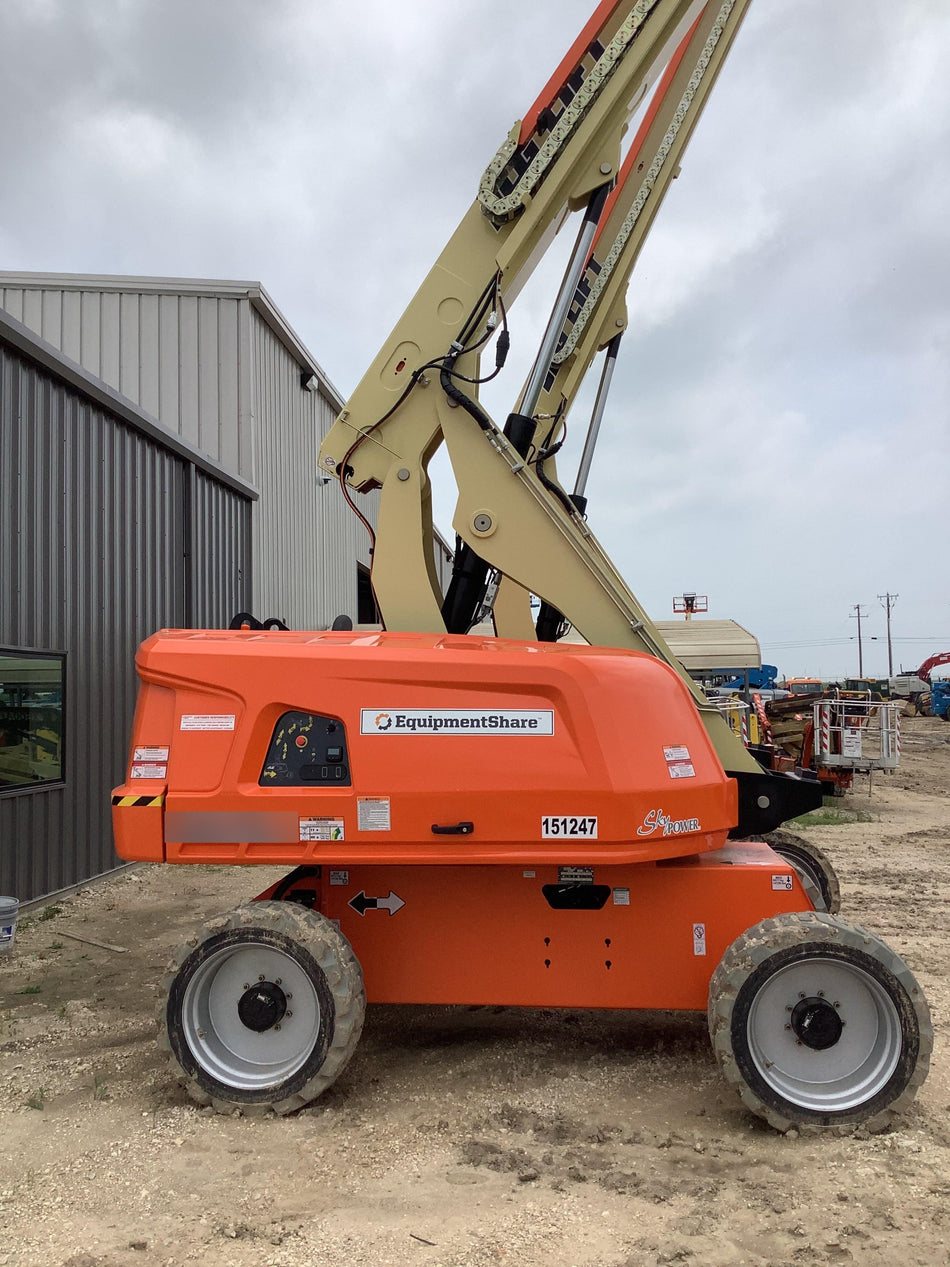 2021 JLG 660SJ