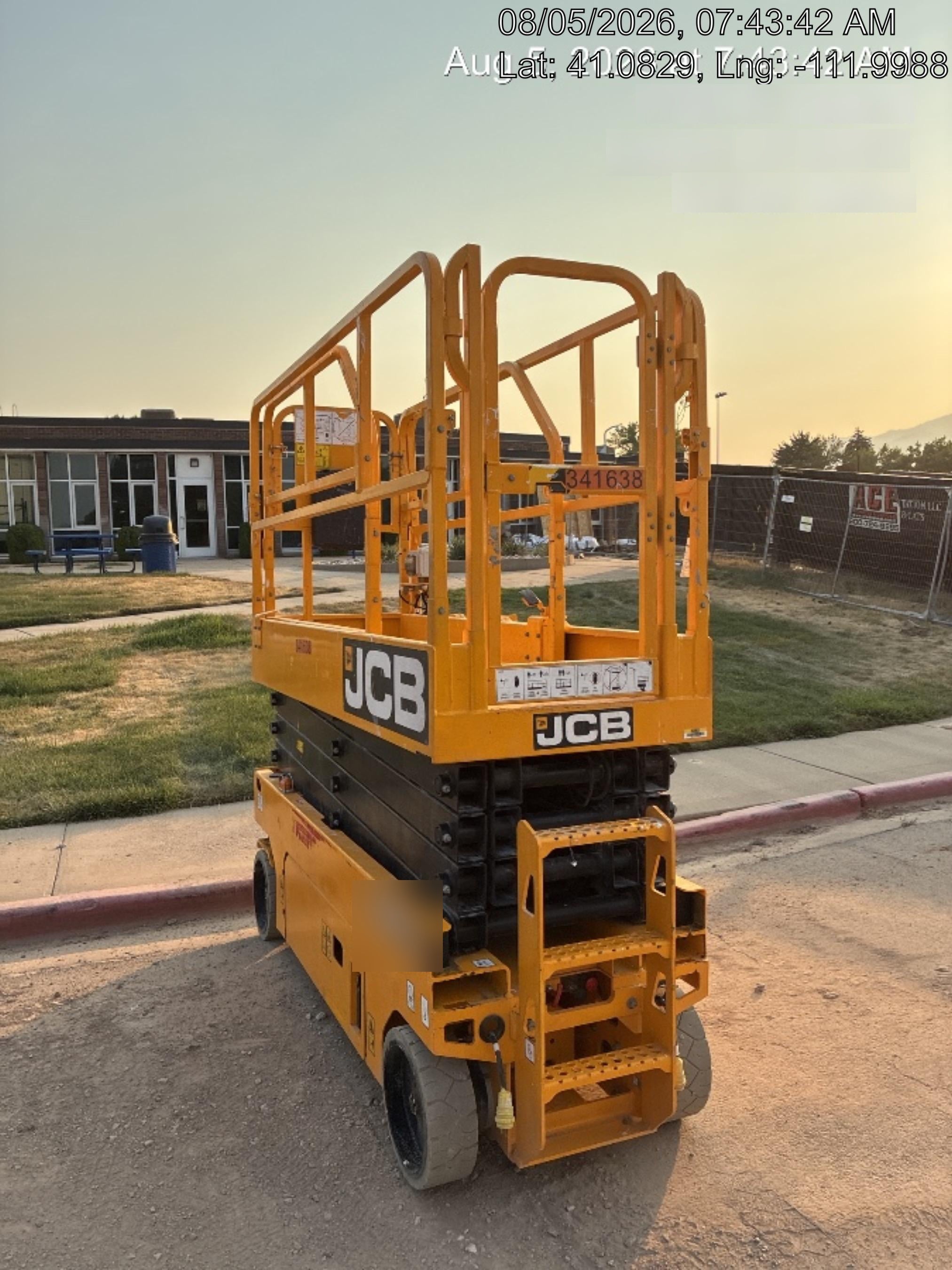 2023 JCB S2632E