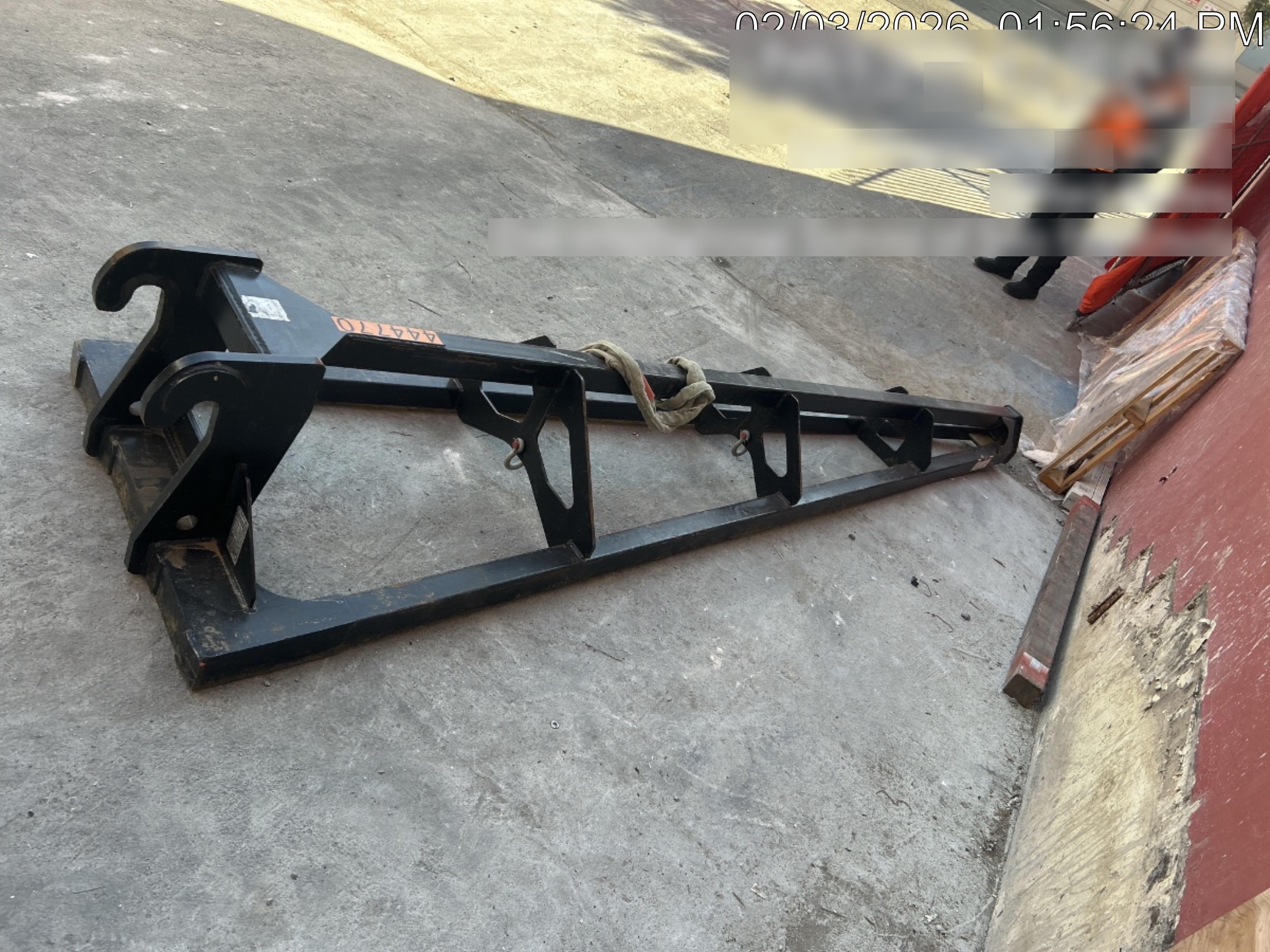 2024 JLG 1001275853