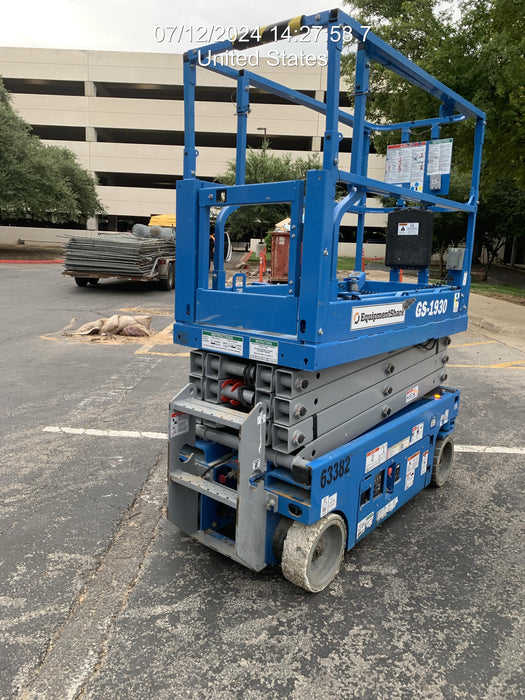 2020 Genie GS-1930 Solid Non Marking Tires, Beacon, Folding rails with half height swing gate
