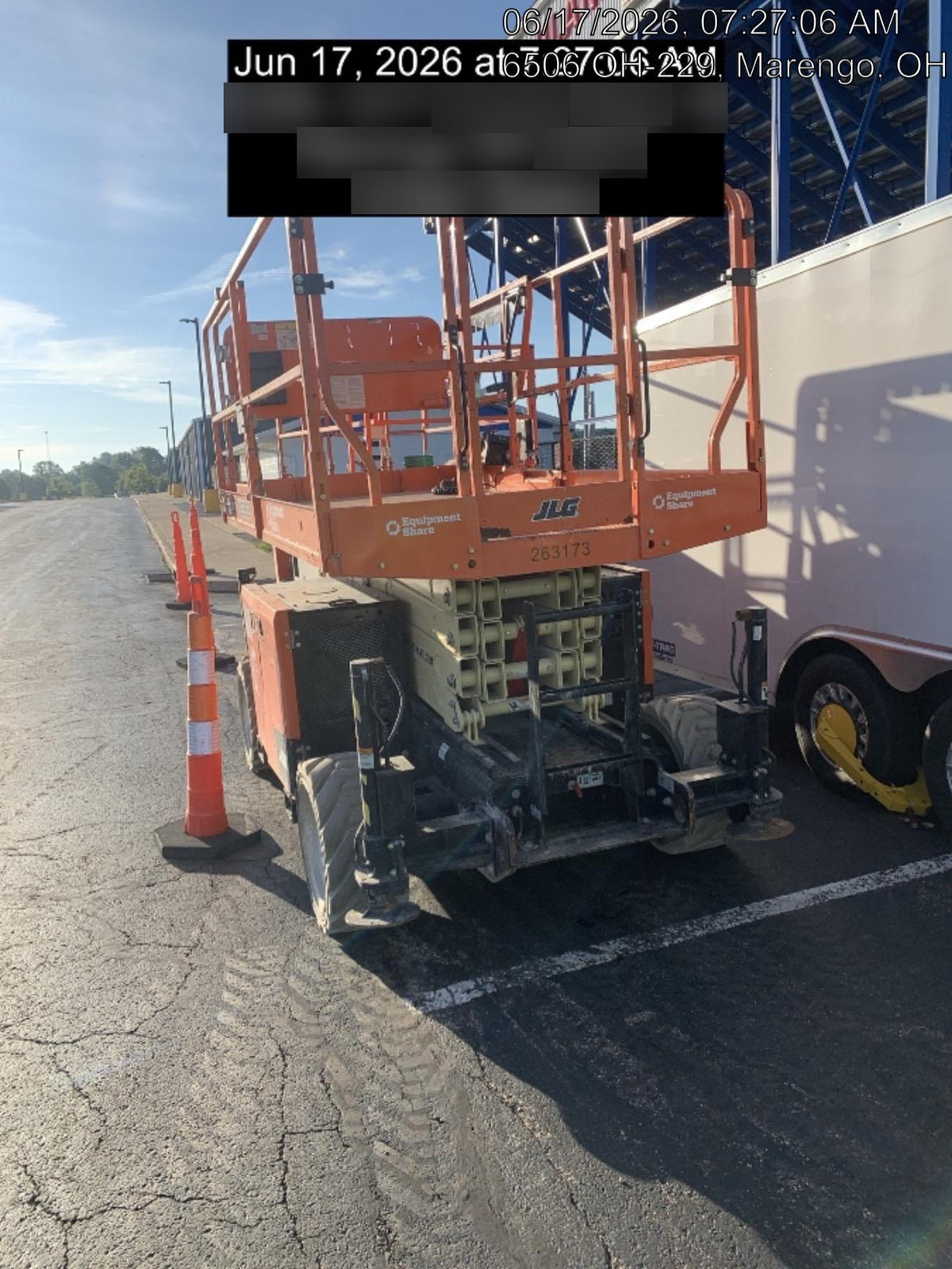2022 JLG RT3369