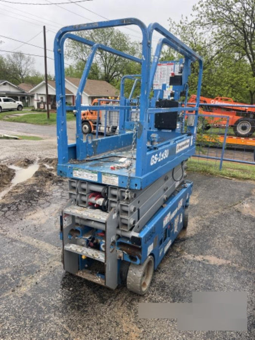 2019 Genie GS-1930 Fixed rails with chain Entry