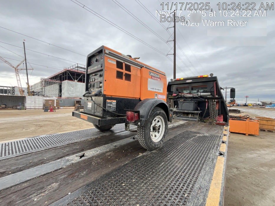 2021 Lincoln Electric Vantage 322 Vantage 322 Ready Pak 3 w/ Decals, ORANGE (includes trailer, cable rack, fender light kit) NO Telematics